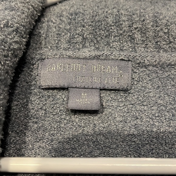 Barefoot dreams light blue cozychic lite - Picture 2 of 3